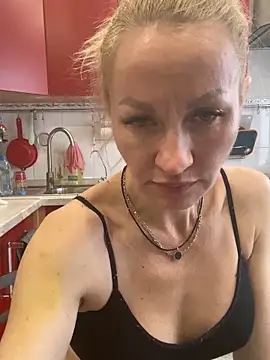 دردشة kira_saning الجنسية المباشرة