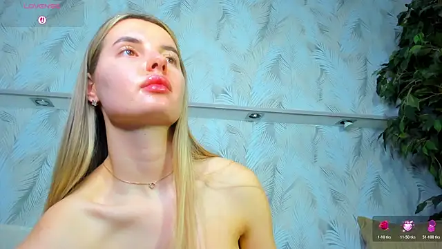 Erika_CarpenterのライブXXXチャット