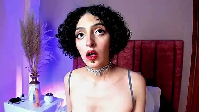 LyraVendrellのライブXXXチャット