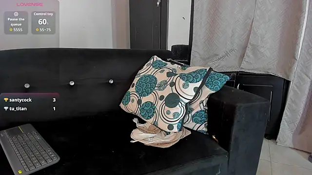 Chat XXX en directo de BritannyLord