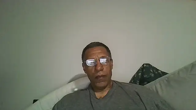 swimmer2496 Show in webcam