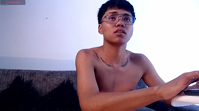 thiagosterling: απευθείας συνομιλία ΧΧΧ