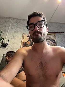 Онлайн чат XXX Naomisalles