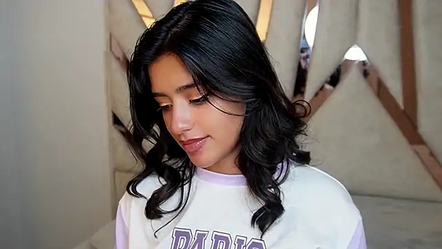 Rebecca_055 ওয়েবক্যাম শো