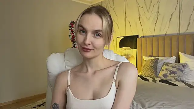 Show modela _Vikky_Moon_ na web-kameri