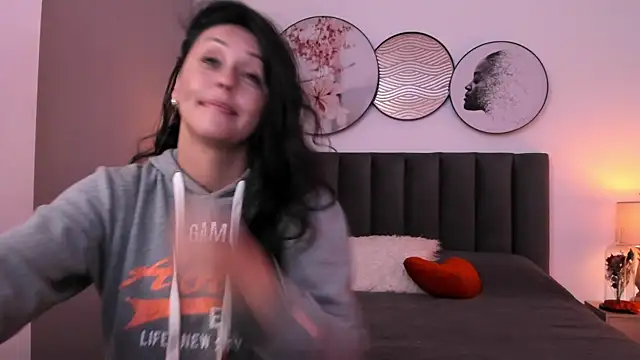 SaharaGarcia__'s Webcam Show