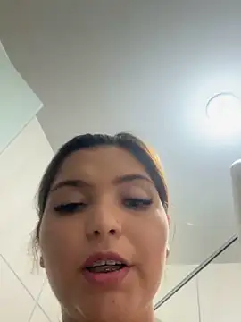 Webkamerová show melyssaa23