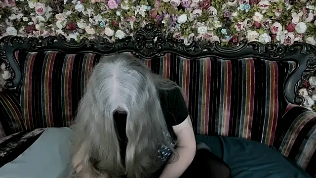 Chat XXX en directo de mariabelladonna