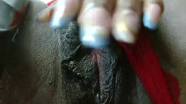 DirtySweetlola32 Adlı Modelin Canlı XXX Sohbeti