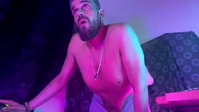 Show de Guyst049 na webcam