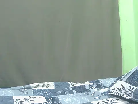 Pokazy przed kamerką – Indian_slimguyhot-16