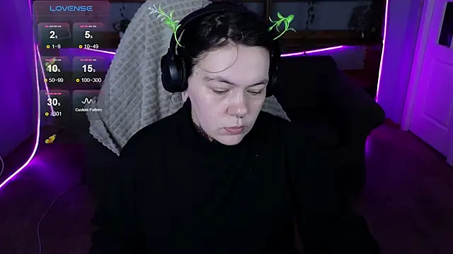 QwertyAnnie_Lbo Live XXX Chat