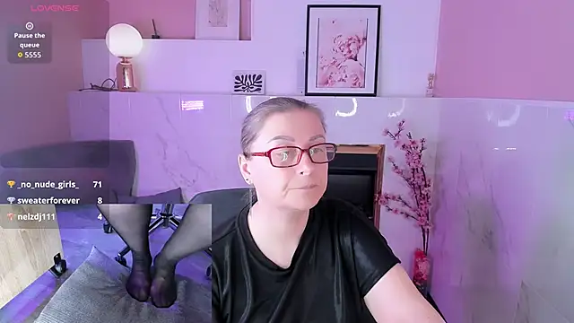 แชท XXX สดของ Alexandra_Kind