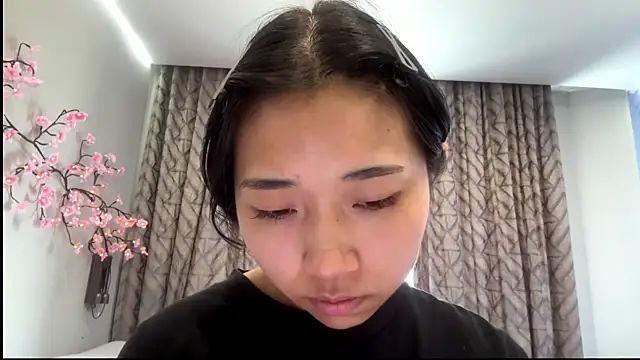 แชท XXX สดของ SweetMiaXO