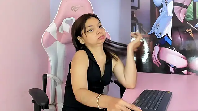 CharlotteMuller – Naživo XXX chat