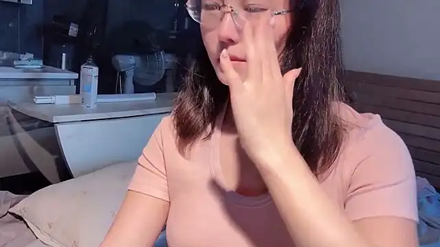 Krismil3 – Naživo XXX chat