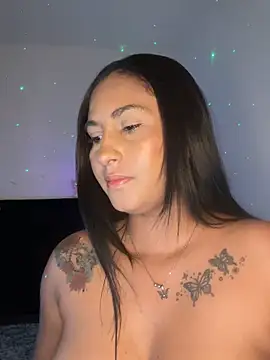 mari_pauli_xx élő XXX-chatje