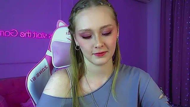 AgataFoxley's Live XXX Chat