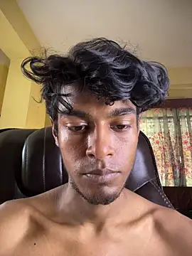 thecatfishh Adlı Modelin Canlı XXX Sohbeti