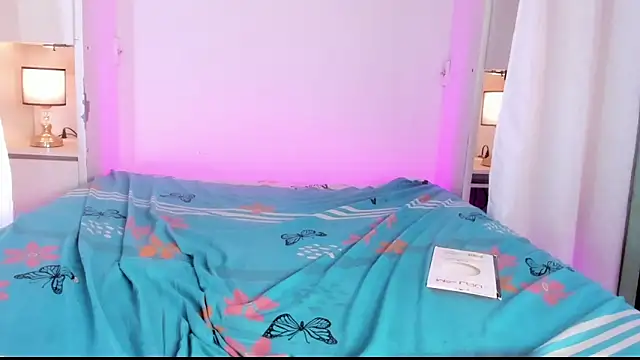 AvaJamess Adlı Modelin Canlı XXX Sohbeti