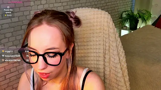 Czat XXX na żywo – ShadowSparkle