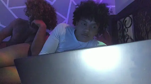 Chat XXX ao vivo de DanteAndKyle