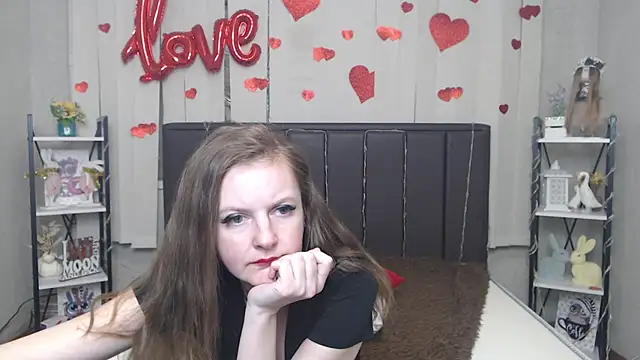 MeganPirsのライブXXXチャット