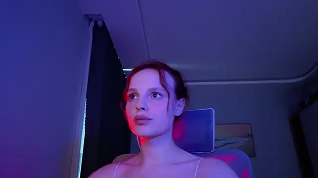 mollybossy Adlı Modelin Canlı XXX Sohbeti