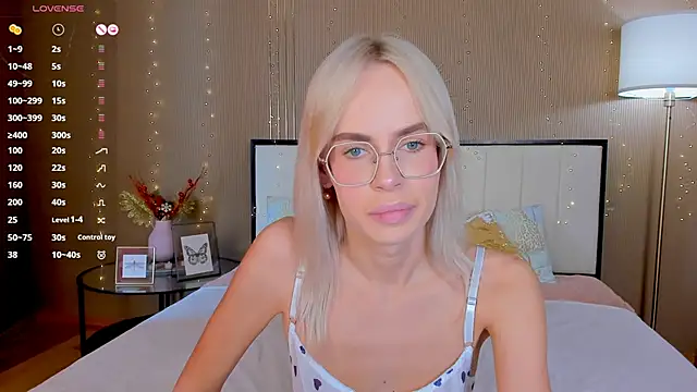 bellatip élő XXX-chatje