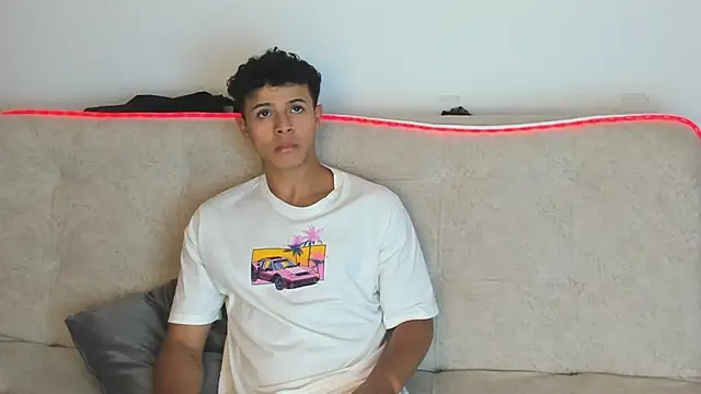 Онлайн чат XXX _Alex_Colton