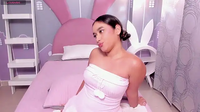 EmmaThompson__ Chat XXX in diretta