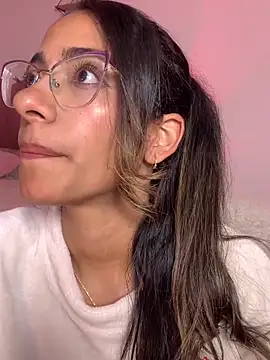 elegant__rouseのライブXXXチャット