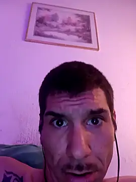 kalibeeyee123 Show in webcam