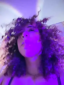 Pokazy przed kamerką – Woo_isDaphne