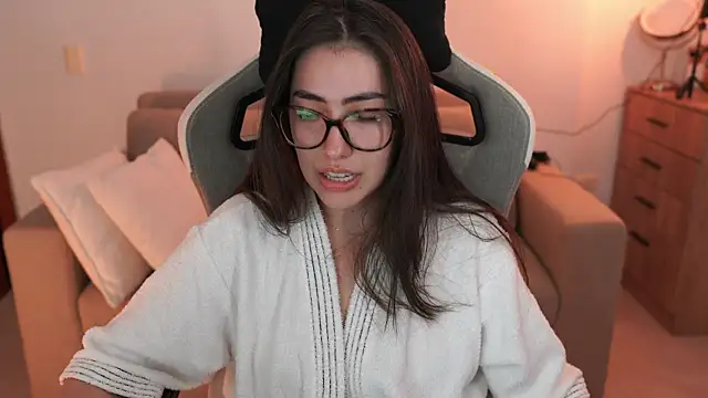 XXX chat uživo modela anyacutex