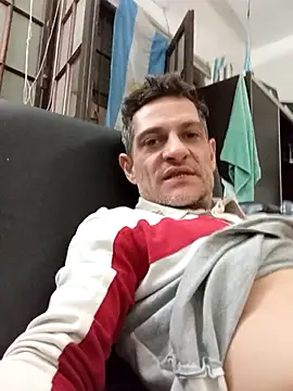 Pokazy przed kamerką – SexyStrp