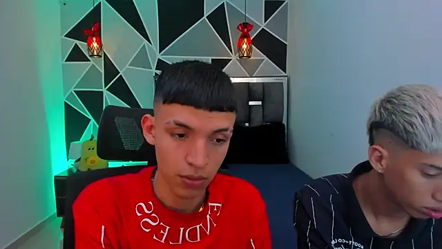 Juan_Nd_Steven Show in webcam