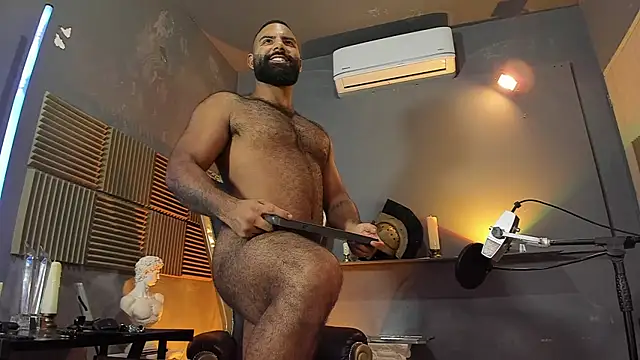 BeardAndrew – Naživo XXX chat