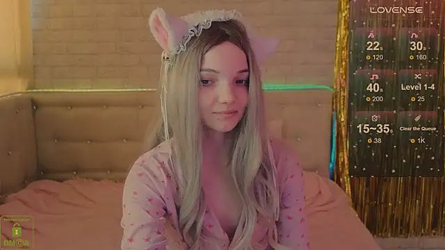 AnimeAlica18のライブXXXチャット