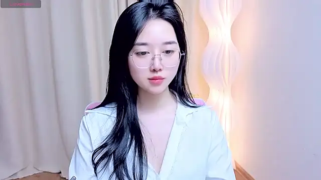 Miu-999 live XXX chat