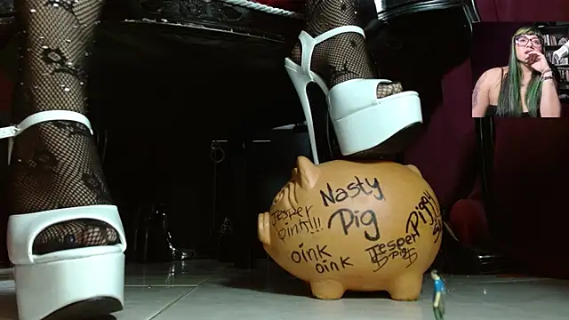 MeGoddesSara Adlı Modelin Canlı XXX Sohbeti