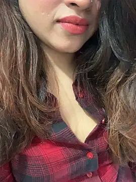 riya_sharma11 Show in webcam