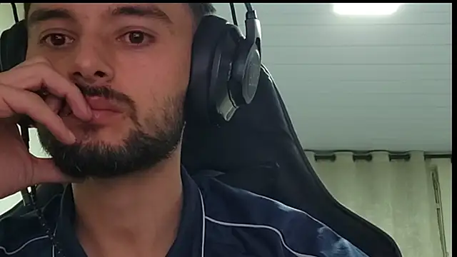 Вебкам-шоу Tigrao18m