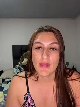 Show modela karolsuit na web-kameri