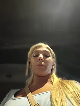 Show de mayhots na webcam