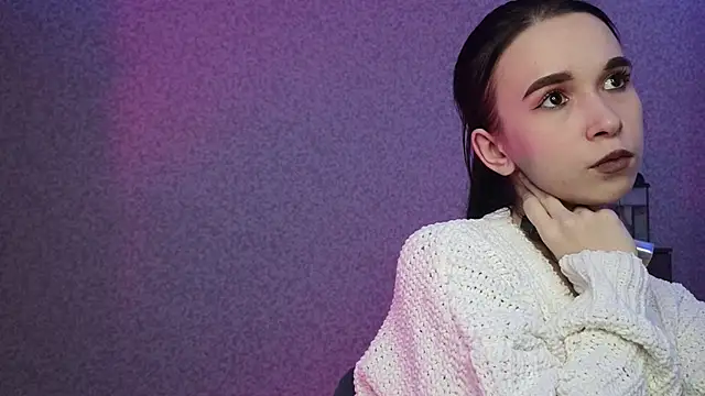 LilithStrangfor élő XXX-chatje