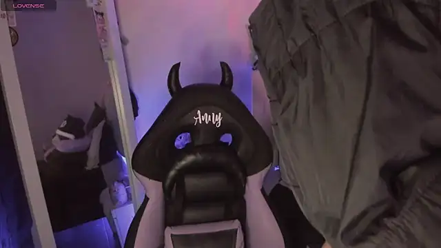 Any_Roussee Show Webcam