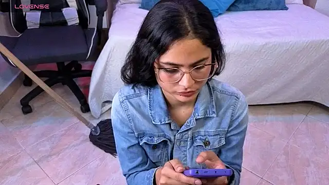 ariel__bennett live XXX chat