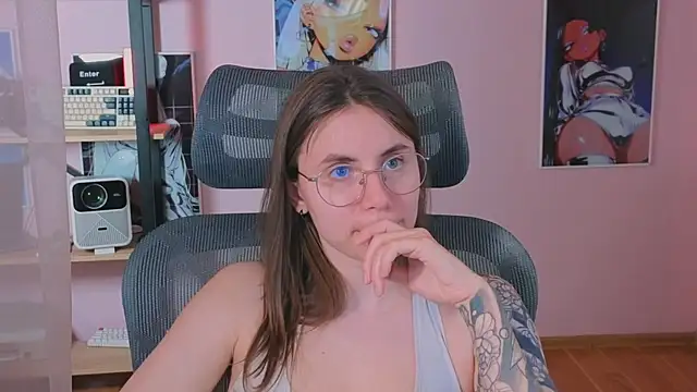 دردشة _AnnaStark_ الجنسية المباشرة