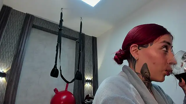 Czat XXX na żywo – selene_red_